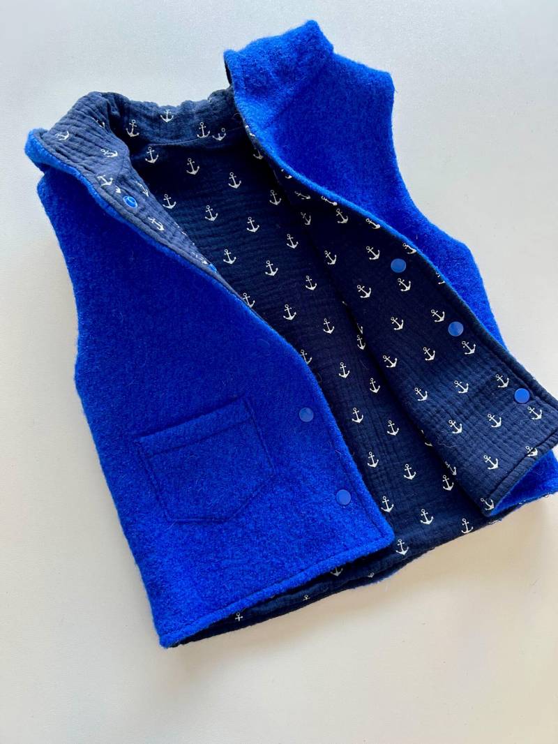 Walk-Weste Anker Königsblau Mit Zipfelkapuze Für Babys Und Kinder, 100% Schurwolle, Größe 74/80 Bis 110/116, Maritime Wollwalk Weste von KuestenfieberDesign