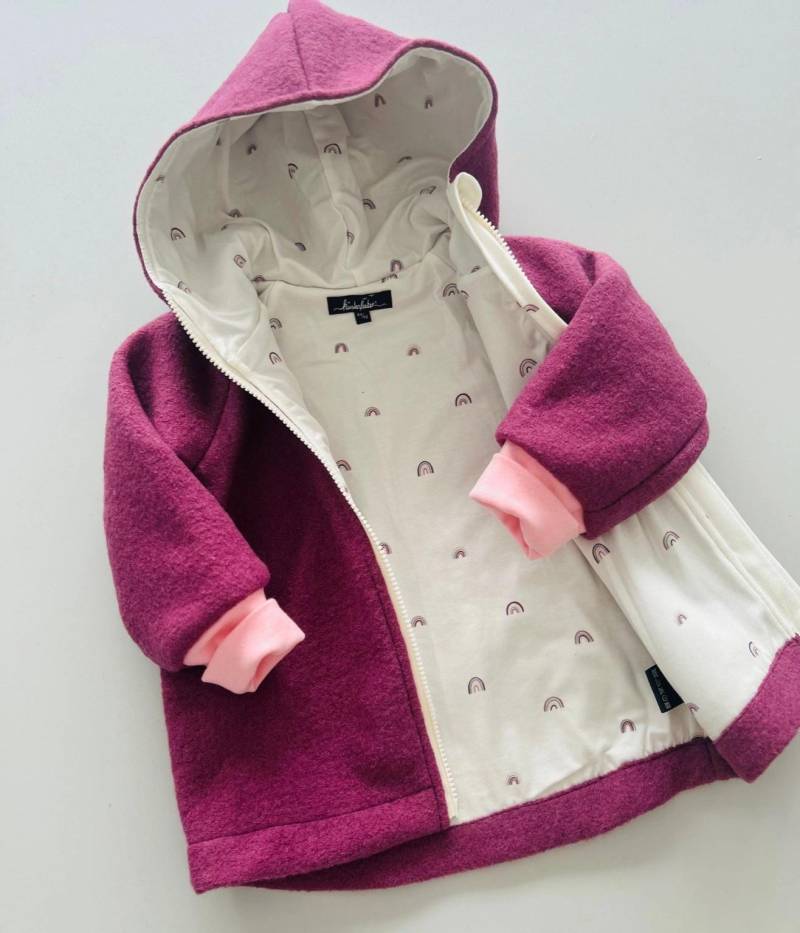 Walkjacke Baby & Kind - Regenbogen-Traum Beere Handgemachte Kapuzenjacke Aus Wollwalk, Oeko-Tex®, Mitwachsend, Warm Und Hochwertig von KuestenfieberDesign