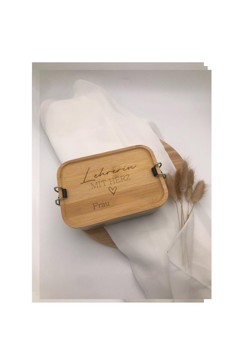 Brotdose Mit Bambusdeckel Gravur | Lehrerin Herz Geschenk Lehrer Erzieherin Personalisierte Lunchbox Abschiedsgeschenk Schule Kita Brotdose Mit Bambusdeckel Gravur | Lehrerin Herz Geschenk Lehrer Erzieherin Personalisierte Lunchbox Abschiedsgeschenk Schule Kita von KukuiCandlesShop