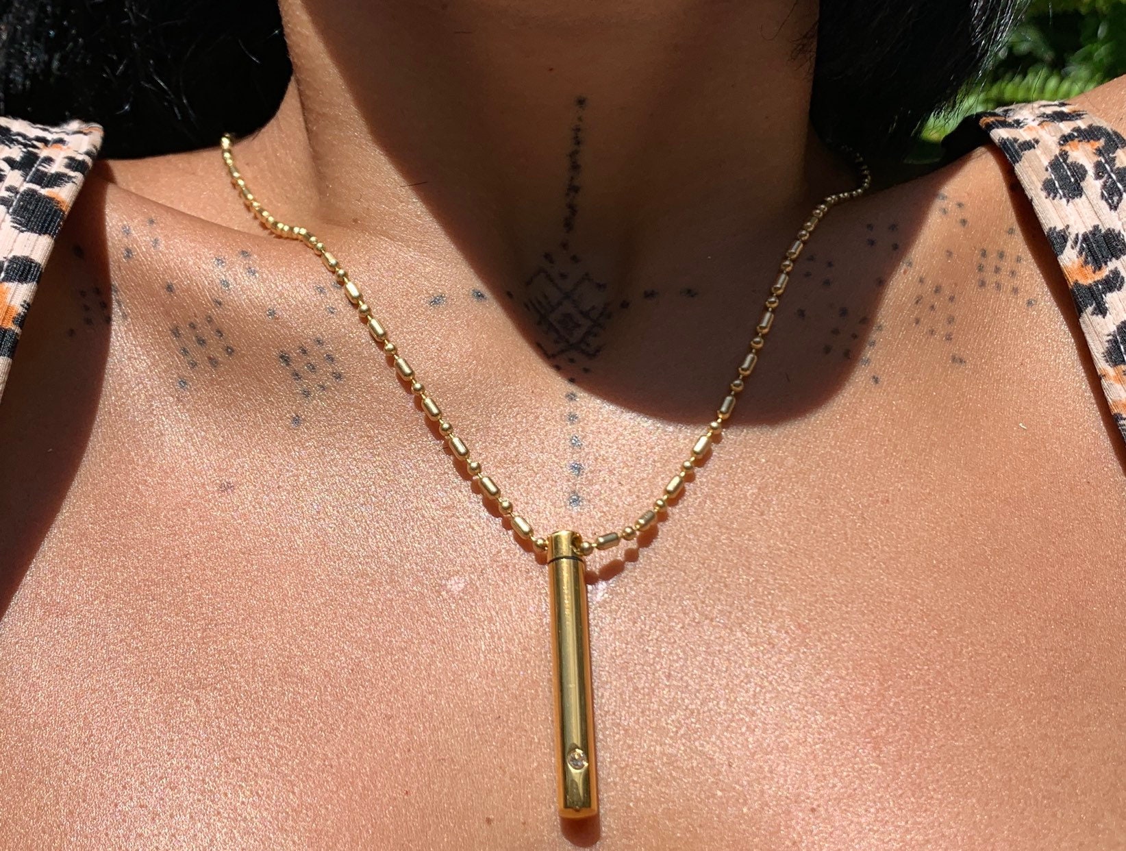 Minimale Anhänger, Talisman Für Viel Glück, Medaillon Kavacha, Kommt Mit Halskette Minimale Anhänger, Talisman Für Viel Glück, Medaillon Kavacha, Kommt Mit Halskette von KuliTribe