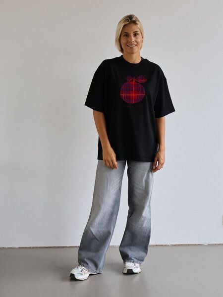 Kultgut Artdesign - Heavy- Oversize Shirt / Pomme d'amour von Kultgut