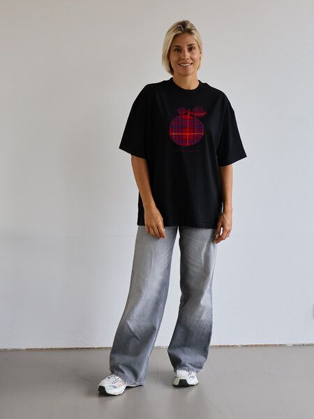 Kultgut Artdesign - Heavy- Oversize Shirt / Pomme d'amour von Kultgut