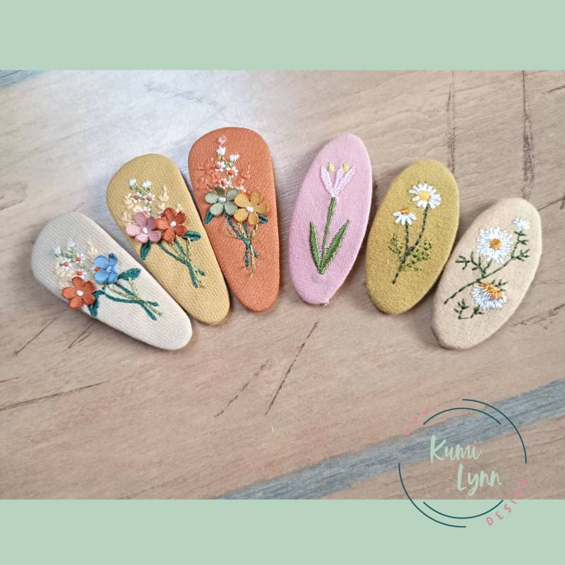 Haarspange Stoff | Bestickt Blumen Hs021 von KumiLynnDesign