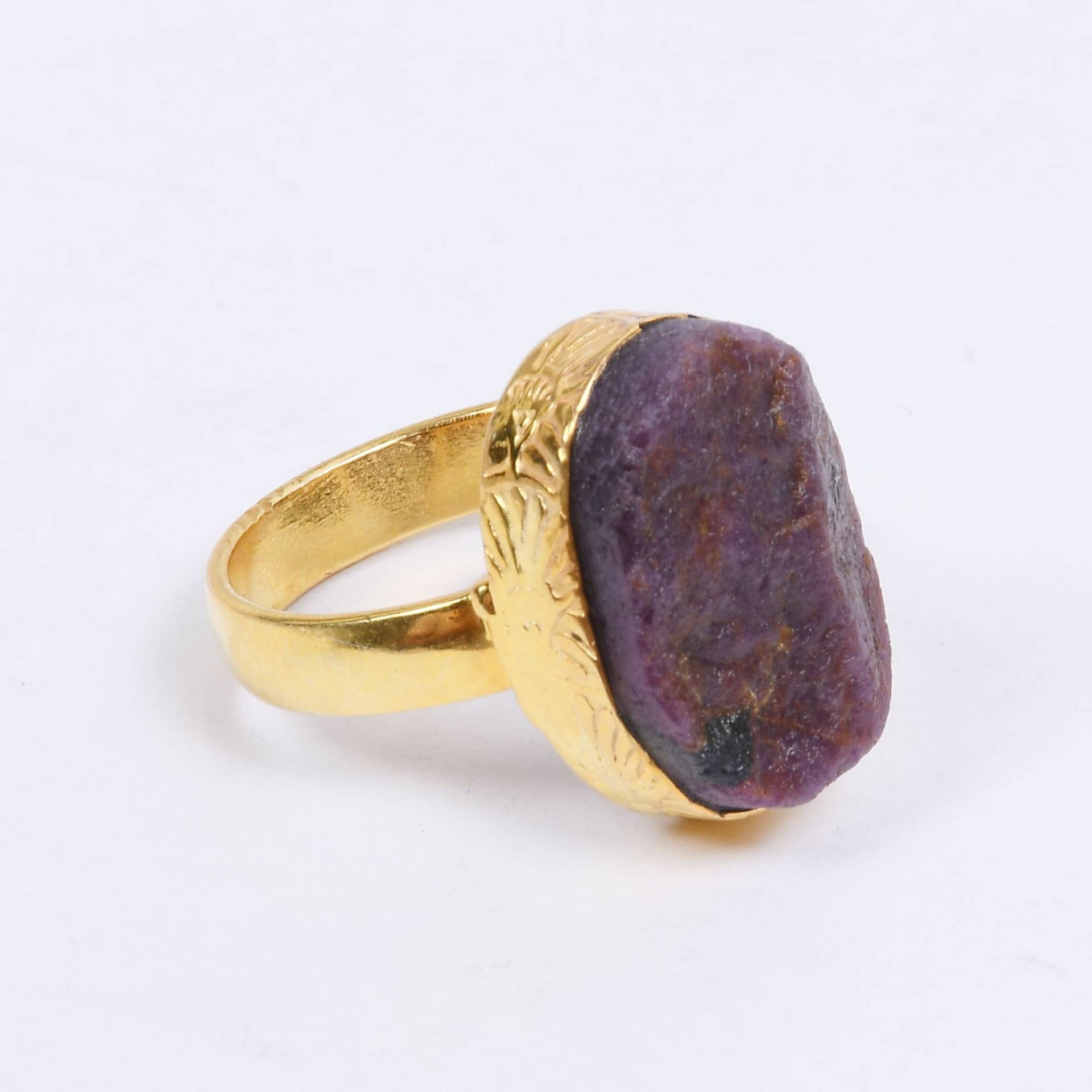 Handgefertigte Natürliche Rubin Juli Birthstone Lünette Set Designer Ring Für Frauen Handgefertigte Natürliche Rubin Juli Birthstone Lünette Set Designer Ring Für Frauen von Kundangemsjewelry