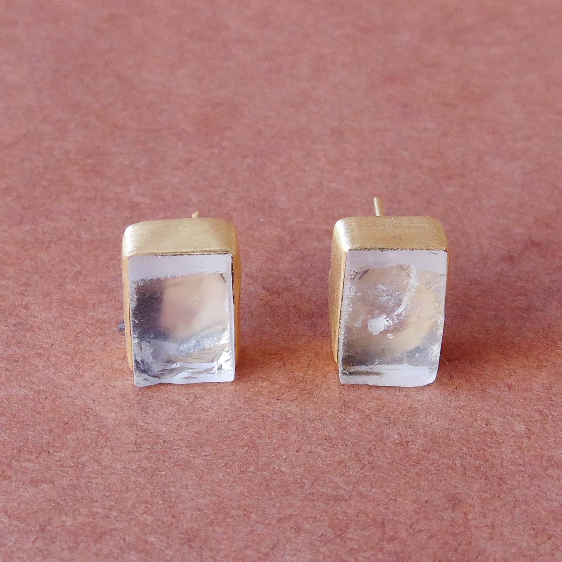 Handgemachte Rohkristall Quarz Ohrstecker Aus 18K Vergoldetem Messing von Kundangemsjewelry