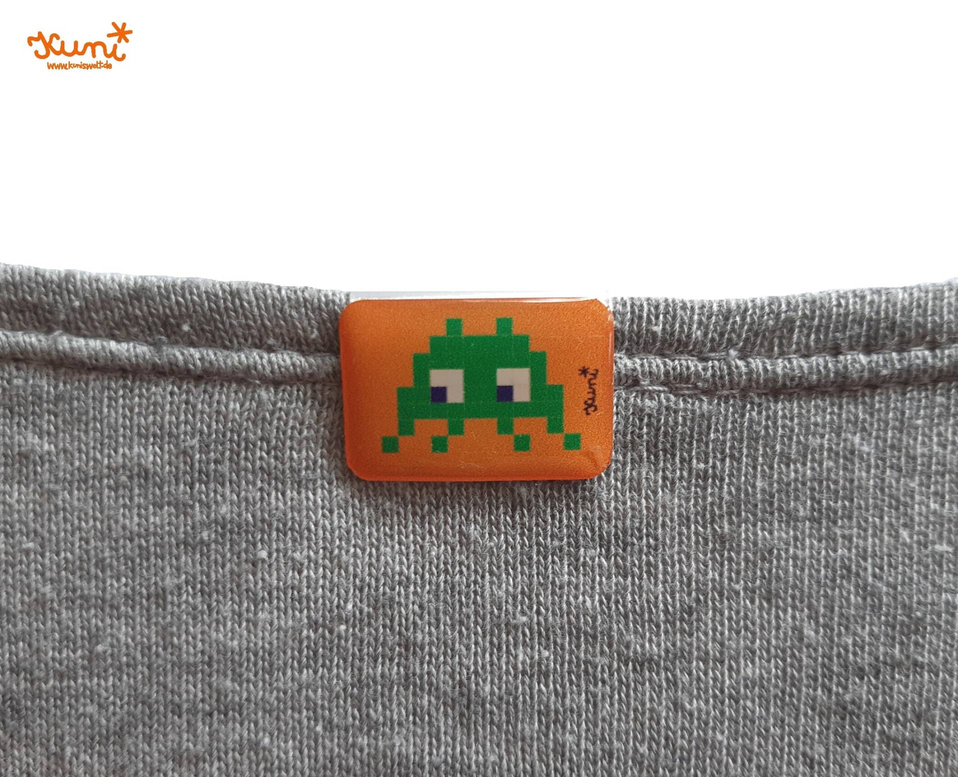 Anstecker Für Halsausschnitt Neckliner Pixel Anstecker Für Halsausschnitt Neckliner Pixel von KunisWelt