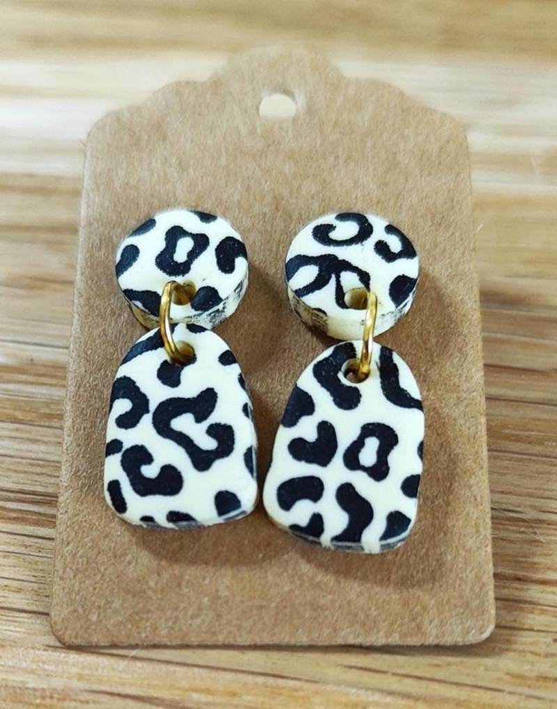 Handgemachte Statement Ohrringe Leopard Muster - Polymer Clay Ohrhänger Schwarz Vanillegelb Leichte Fimo Geschenk Für Sie Handgemachte Statement Ohrringe Leopard Muster - Polymer Clay Ohrhänger Schwarz Vanillegelb Leichte Fimo Geschenk Für Sie von KunstLaserkatze