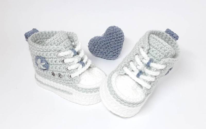 Mint-Grün Babyschuhe Gehäkelt Gehäkelte Baby Schuhe | Sneaker, Sportschuhe, Turnschuhe, Verschiedene Größen, Mit Ösenschnürung Mint-Grün Babyschuhe Gehäkelt Gehäkelte Baby Schuhe | Sneaker, Sportschuhe, Turnschuhe, Verschiedene Größen, Mit Ösenschnürung von KunstWollwerk