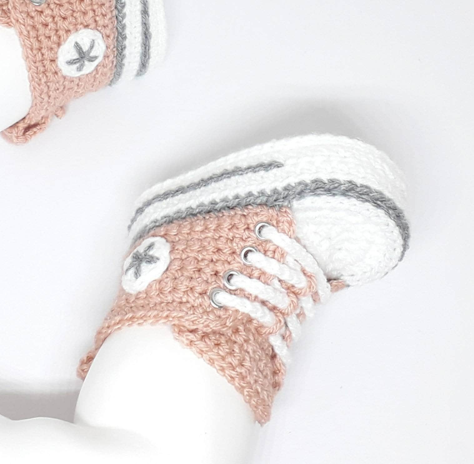 Pfirsich-Rosa & Weitere Farben Gehäkelte Babyschuhe | Baby Sneakers, Turnschuhe, Sportschuhe, Häkelschuhe Für Jungen U. Mädchen von KunstWollwerk
