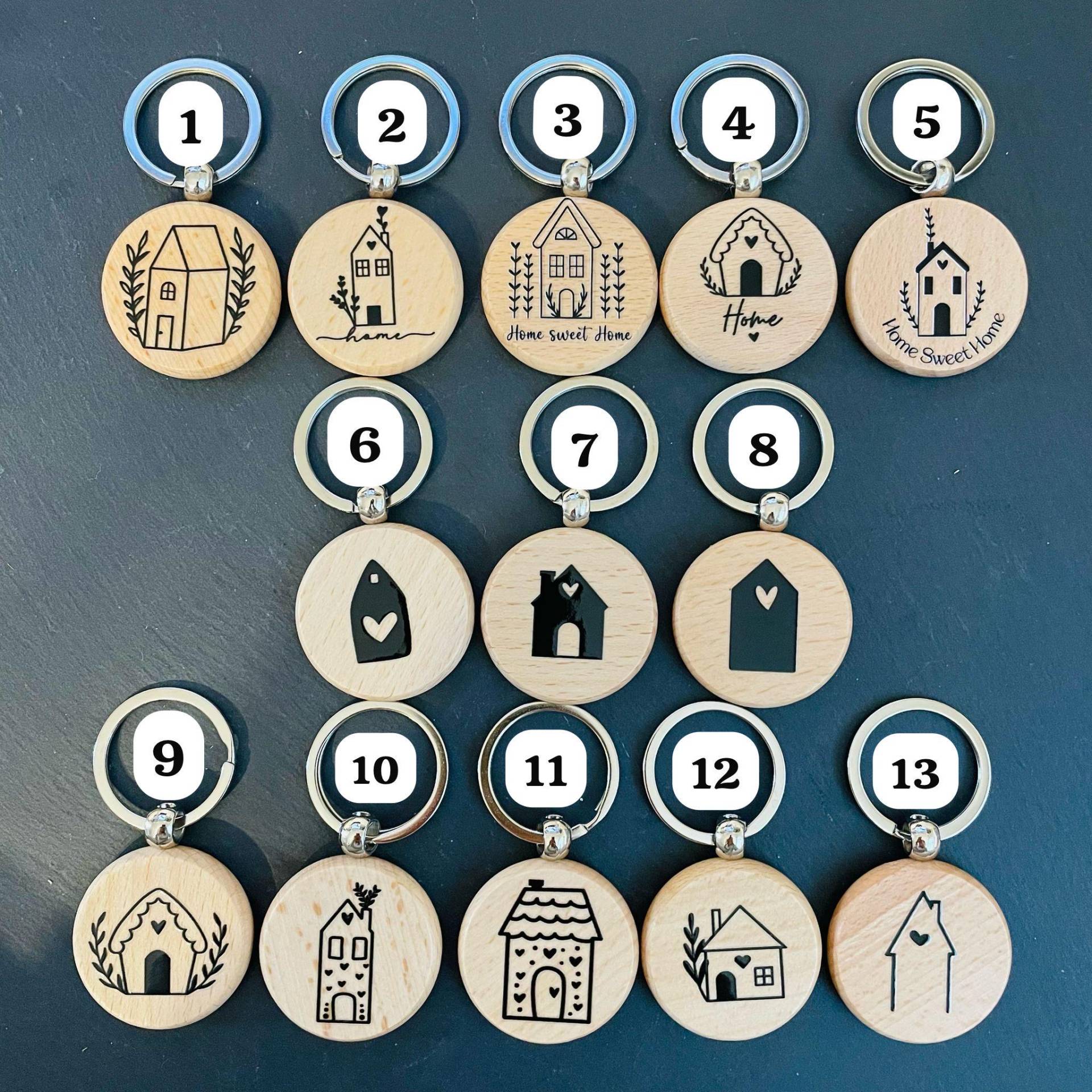 Schlüsselanhänger Häuser, Diverse Designs, Metallschlüsselring, Geschenkidee, Weihnachten, Geburtstag, Ostern, Freunde, Sah4-H1 - Sah4-H13 Schlüsselanhänger Häuser, Diverse Designs, Metallschlüsselring, Geschenkidee, Weihnachten, Geburtstag, Ostern, Freunde, Sah4-H1 - Sah4-H13 von Kunstbluhme