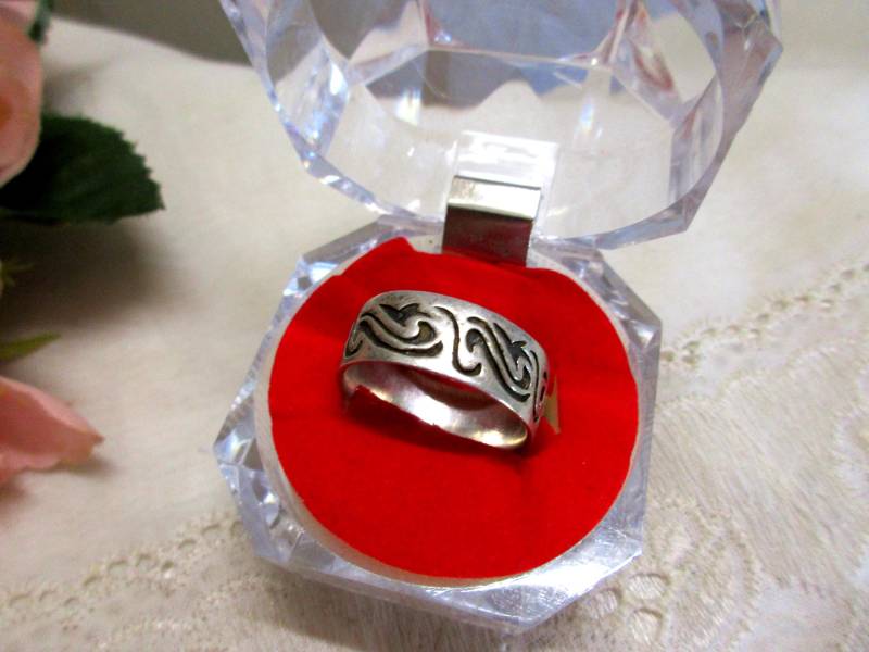 Massiver Herrenring Silberring Muster Flamme Retro 925 Geschwärzt Six Gemarkt 20 Mm 63 Damenring Biker Ring Boho Gothic Massiver Herrenring Silberring Muster Flamme Retro 925 Geschwärzt Six Gemarkt 20 Mm 63 Damenring Biker Ring Boho Gothic von KunsthaeuschenDeling