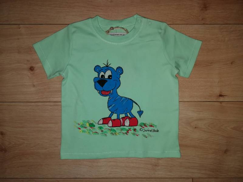 Baby-Shirt - Blauer Panda Handgemalte Motive Verschiedene Größen Farben Individualisierbar Unikat von Kunstschuppen
