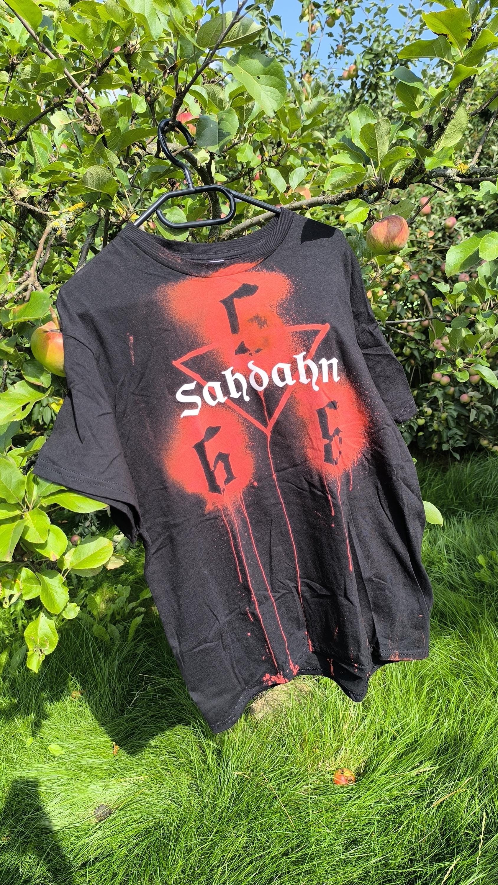 Satanist Shirt - Sahdahn 666 von KunstundDunst