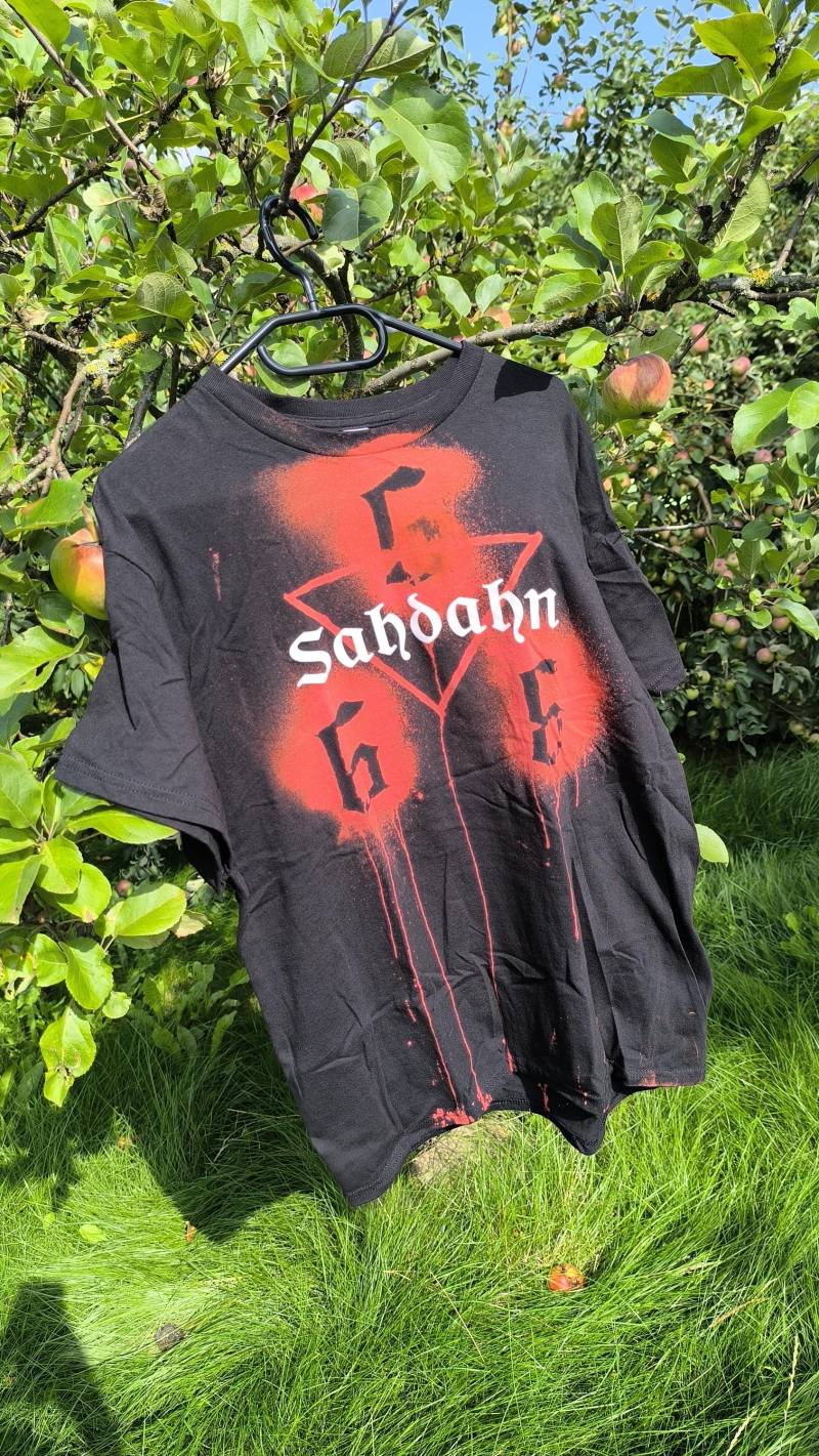 Satanist Shirt - Sahdahn 666 Satanist Shirt - Sahdahn 666 von KunstundDunst