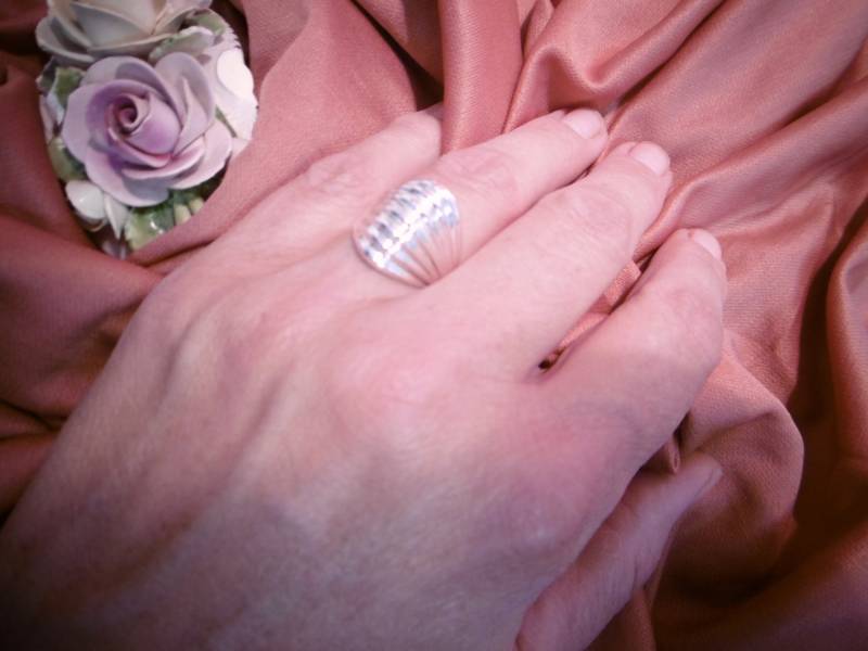 Eleganter Damenring Aus 925Er Sterling Silber, Modernes Design | 18 Mm von KunstundSchund