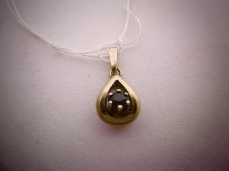 Schöner Kettenanhänger in Tropfenform, 585Er Gold, Mit Blauem Topas von KunstundSchund