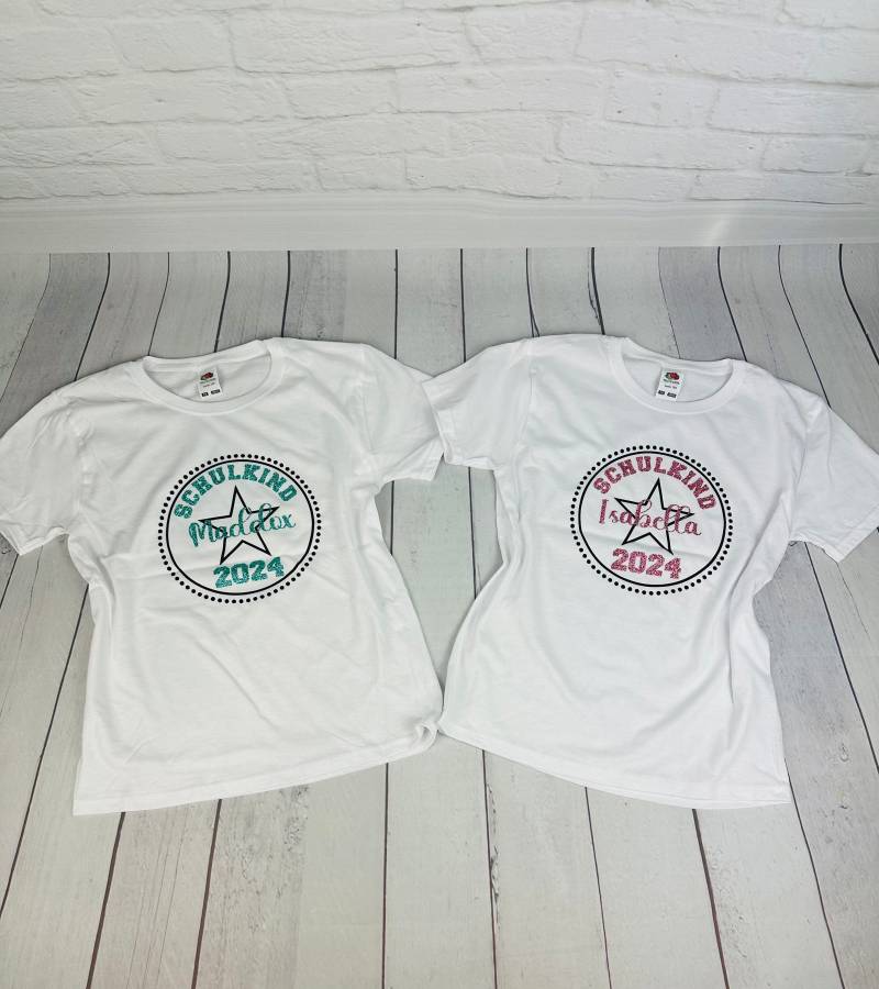 Einschulung Shirt/T-Shirt Schulkind 2024 Personalisiertes Wunschname Zum Schulstart Kind Glitzer Schulkind von KunterbuntBerlin