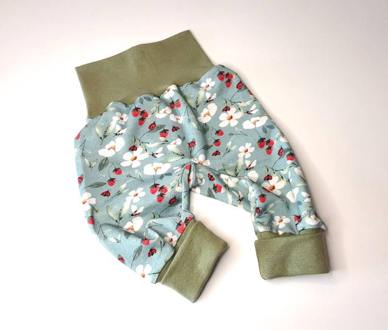 Baby Pumphose Erdbeere Erdbeeren Früchte Mitwachshose Babyhose Mädchen Junge, Geschenk Geburt Babyparty Zwillinge von KunterbunteUnikate