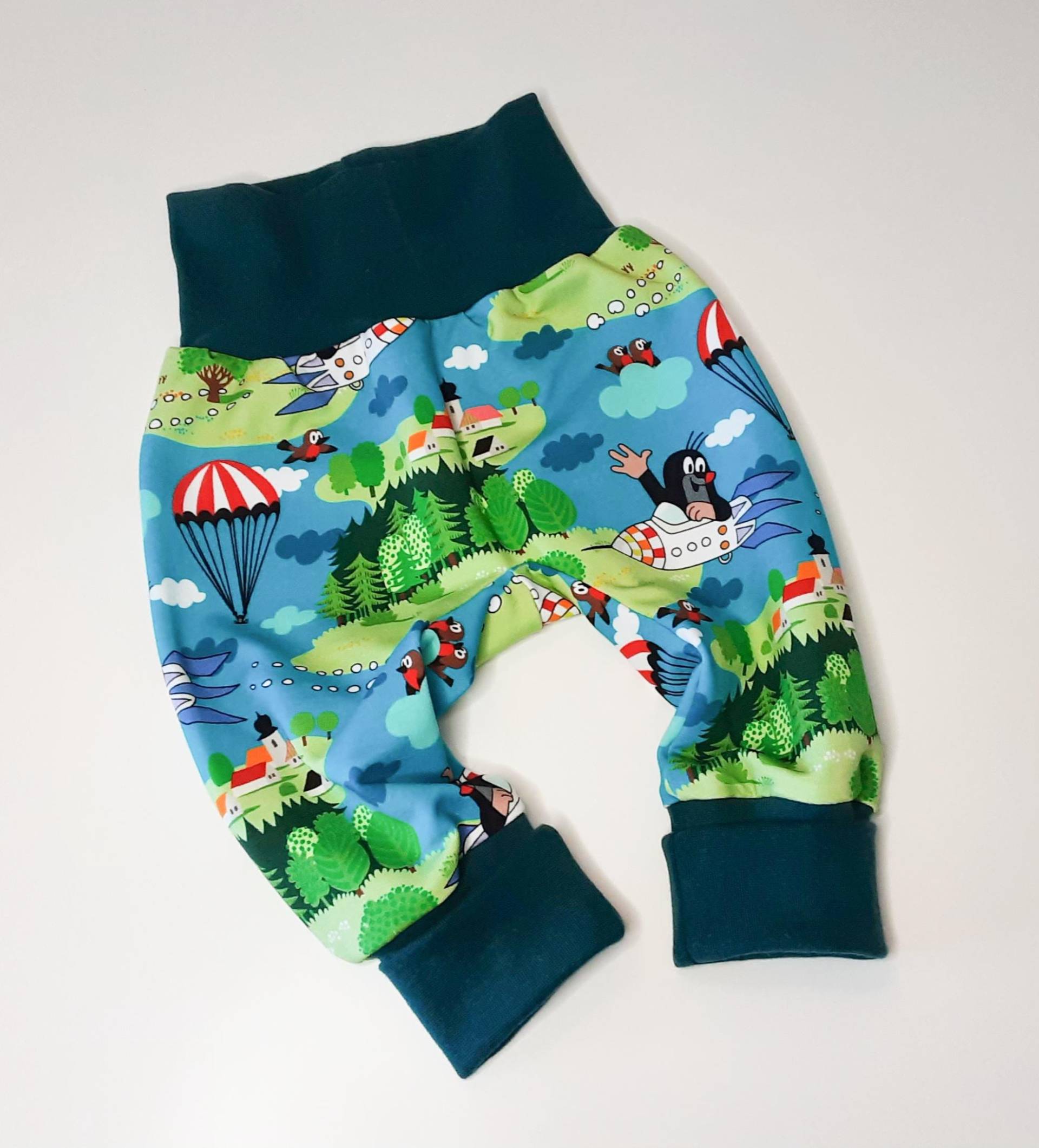 Baby Pumphose Pauli, Der Kleine Maulwurf Flugzeug Mitwachshose Babyhose Tobehose, Geschenk Geburt Neugeboren Newborn Mädchen Junge Baby Pumphose Pauli, Der Kleine Maulwurf Flugzeug Mitwachshose Babyhose Tobehose, Geschenk Geburt Neugeboren Newborn Mädchen Junge von KunterbunteUnikate