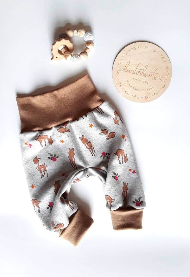 Baby Pumphose Reh Waldtiere Alpenfleece Mitwachshose Warm Gefüttert Mädchen Junge Babyhose Geschenk Geburt Newborn Tobehose von KunterbunteUnikate