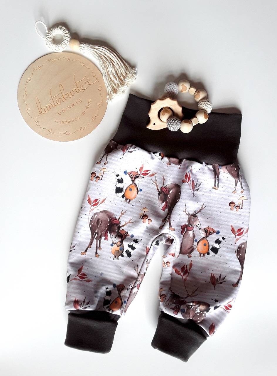 Baby Pumphose Waschbär Elch Eichhörnchen Waldtiere Mitwachshose Babyhose Tobehose Geschenk Geburt Newborn Junge Mädchen Baby Pumphose Waschbär Elch Eichhörnchen Waldtiere Mitwachshose Babyhose Tobehose Geschenk Geburt Newborn Junge Mädchen von KunterbunteUnikate