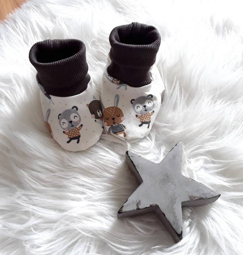 Babyschühchen Tierkinder Tierbabys Hase Babysocken Babyschuhe Baby Erste Schuhe Geschenk Geburt Newborn Babyset Babyshower Erstes Outfit von KunterbunteUnikate
