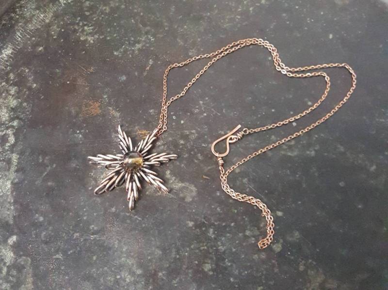 Anhänger Kupfer Wire Wrapping Stern Schneeflocke Anhänger Kupfer Wire Wrapping Stern Schneeflocke von Kupferherz2020