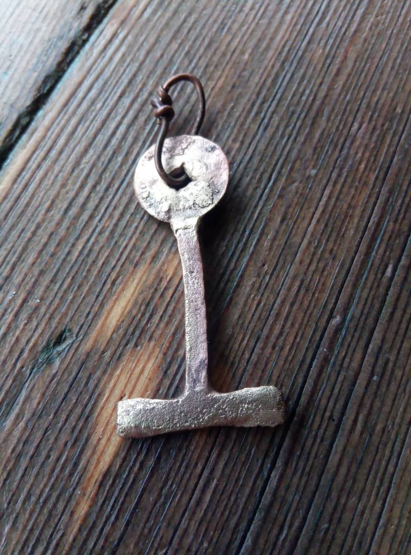 Thors Hammer Aus Kupfer, Wikingerschmuck, Kupferschmuck, Mjölnir Kupfer Thors Hammer Aus Kupfer, Wikingerschmuck, Kupferschmuck, Mjölnir Kupfer von Kupferknochen