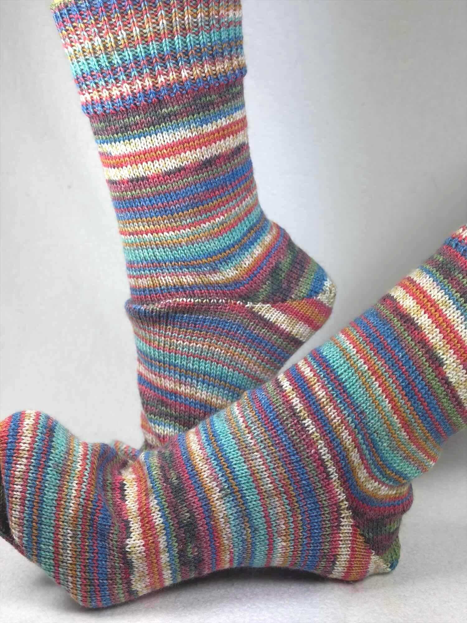 Gr. 40/41 "Hundertwasser" Selbst Gestrickte Socken, Wollsocken Strümpfe Unisex von KuschelWolle