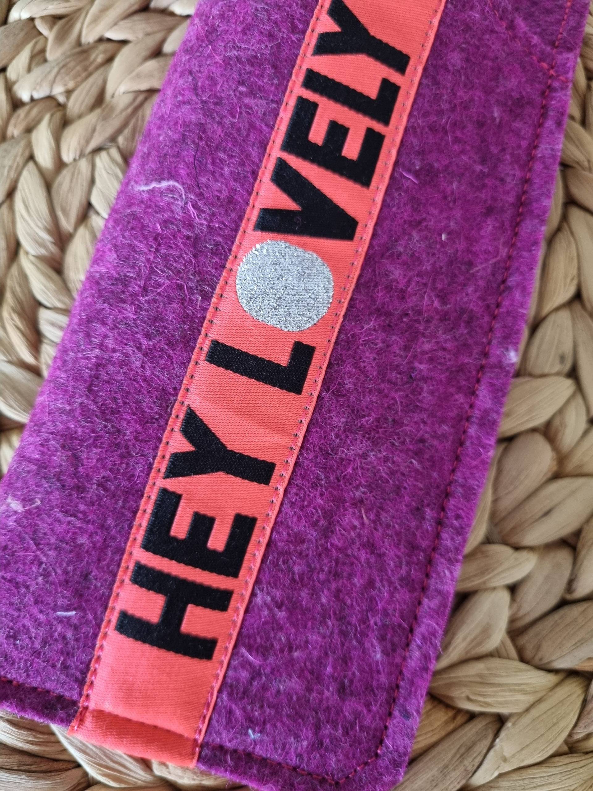 Handmade Felt Glasses Case Eco-Friendly Eyewear Storage Pouch Soft & Lightweight Protector | Durable Organizer Gift For Her Handmade Felt Glasses Case Eco-Friendly Eyewear Storage Pouch Soft & Lightweight Protector | Durable Organizer Gift For Her von Kuschelschals