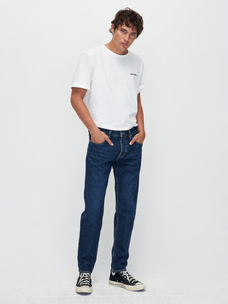 Kuyichi Herren Tapered Jeans Codie Kind of Blue Bio-Baumwolle/ recycelte Baumwolle von Kuyichi