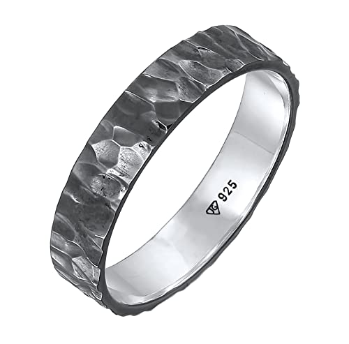 Kuzzoi Herrenring (4 mm) Massiv Handgefertigt, Bandring für Männer aus oxidierten 925 Sterling Silber, Ehering Verlobungsring Freundschaftsring, Herren Ring gehämmert, Ringgröße 58 von Kuzzoi