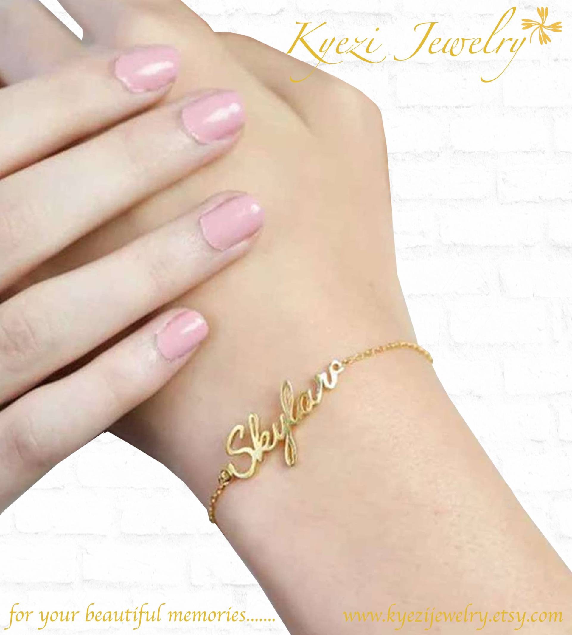 Silber, Gold, Roségold Benutzerdefiniertes Namensarmband - Wort Armband Sterling Silber Personalisierter Minimaler Name Silber, Gold, Roségold Benutzerdefiniertes Namensarmband - Wort Armband Sterling Silber Personalisierter Minimaler Name von KyeziJewelry
