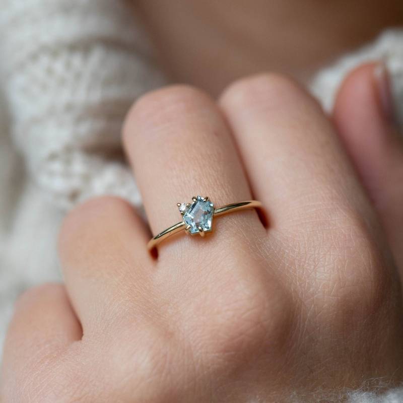 Blauer Turmalin Verlobungsring 14K Gold Diamant Fünfeck - Natürlicher Edelstein Ring Kyklos Schmuck Gr00244 von KyklosJewelry