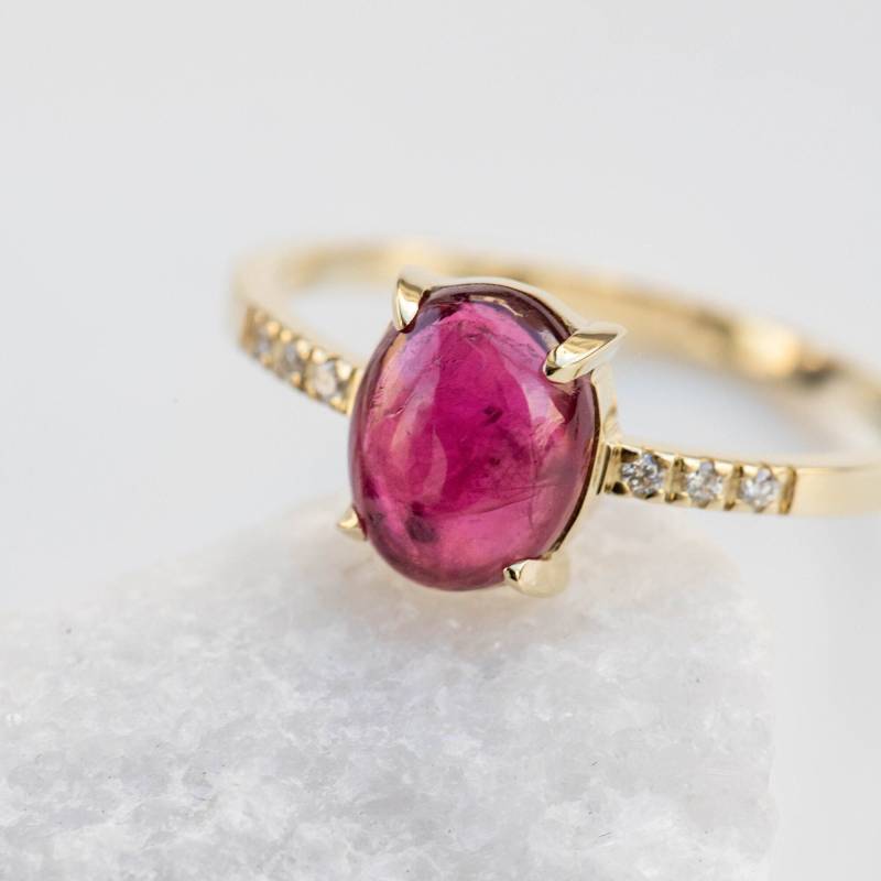 Natürlicher Rosa Turmalin Diamant Ring Verlobung 14K Gold Ovalschnitt Pave Setting - Statement Jubiläumsring Für Frauen Gr00063 von KyklosJewelry