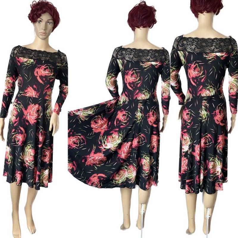 Tangokleid in Extra Großer Größe von KymmeKreations