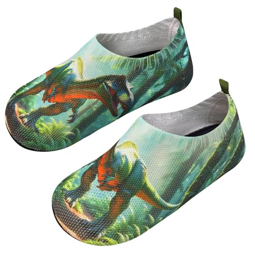 Kyopp Kinder Hausschuhe Junge Mädchen Pantoffeln Aquaschuhe Atmungsaktive Rutschfest Barfussschuhe Slipper Kindergarten Unisex(3D Jurassic Dinosaurier Grün 32/33 EU) von Kyopp