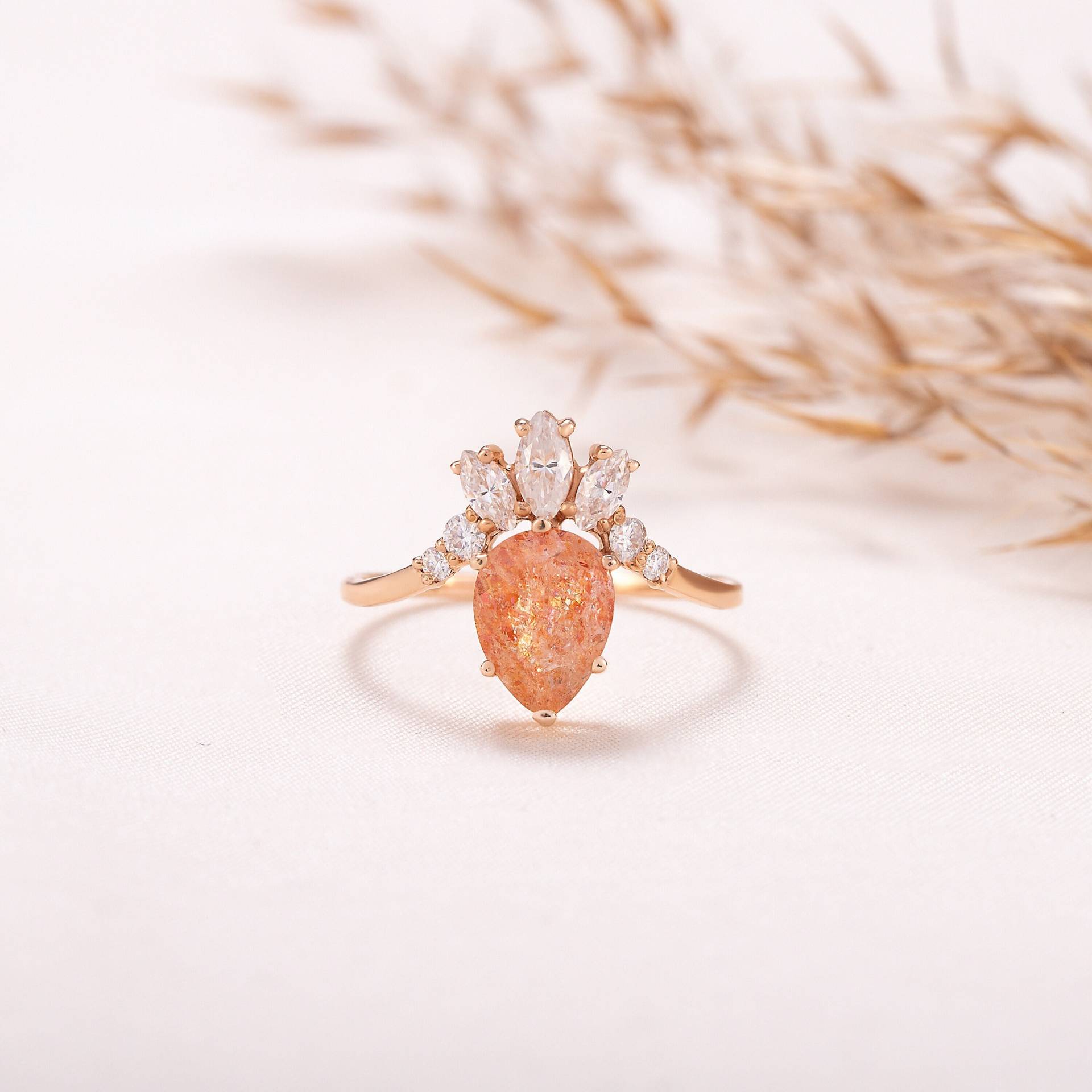 Art-Deco-Stil Sonnenstein Statement Ring Roségold, Einzigartige Verlobungsring, Frauen Versprechen Ring, Brautring von KzKJewel