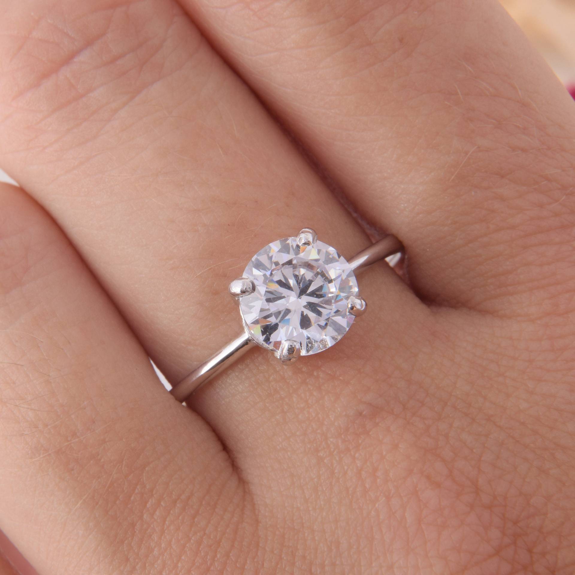 Damen Cocktailring, Sterlingsilber-Statement-Ring Für Sie, Weißer Steinring, Einzigartiger Versprechensring Silber-Cocktailring von KzKJewel