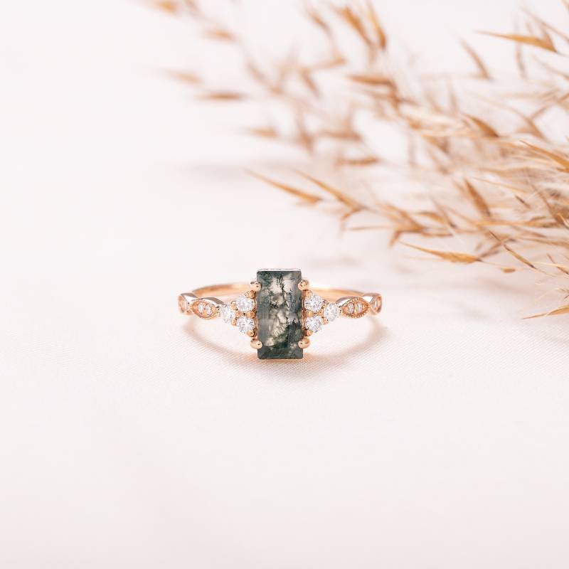 Einzigartige 1Ct Moosachat Statement Ring Für Sie, Art-Deco-Stil Baguette Frauen Verlobungsring Roségold, Versprechen von KzKJewel