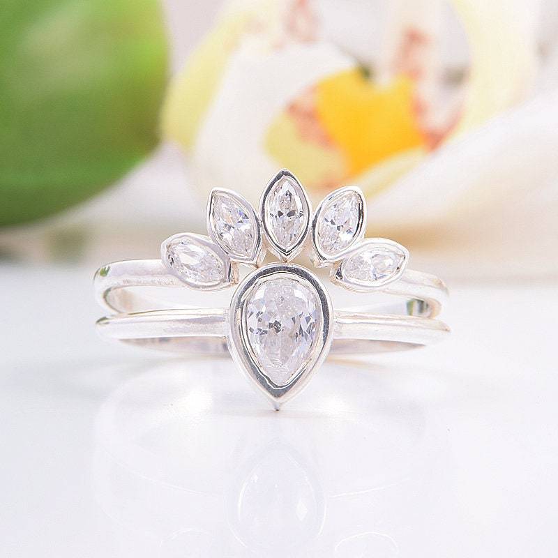 Einzigartige Bezel Cut Damen Ringe Set, Art-Deco-Trauringe Sterling Silber Trauringe, Verlobungsringe Versprechensringe von KzKJewel