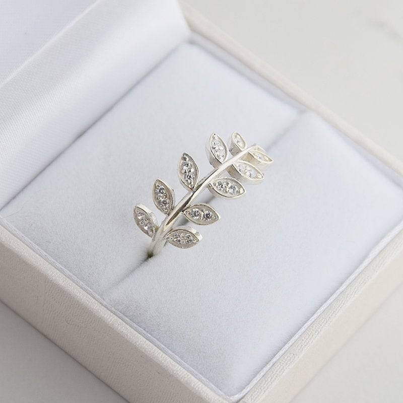 Einzigartiger Zweig Mit Blättern Hochzeitsring Für Frauen, Sterling Silber Ehering Sie von KzKJewel