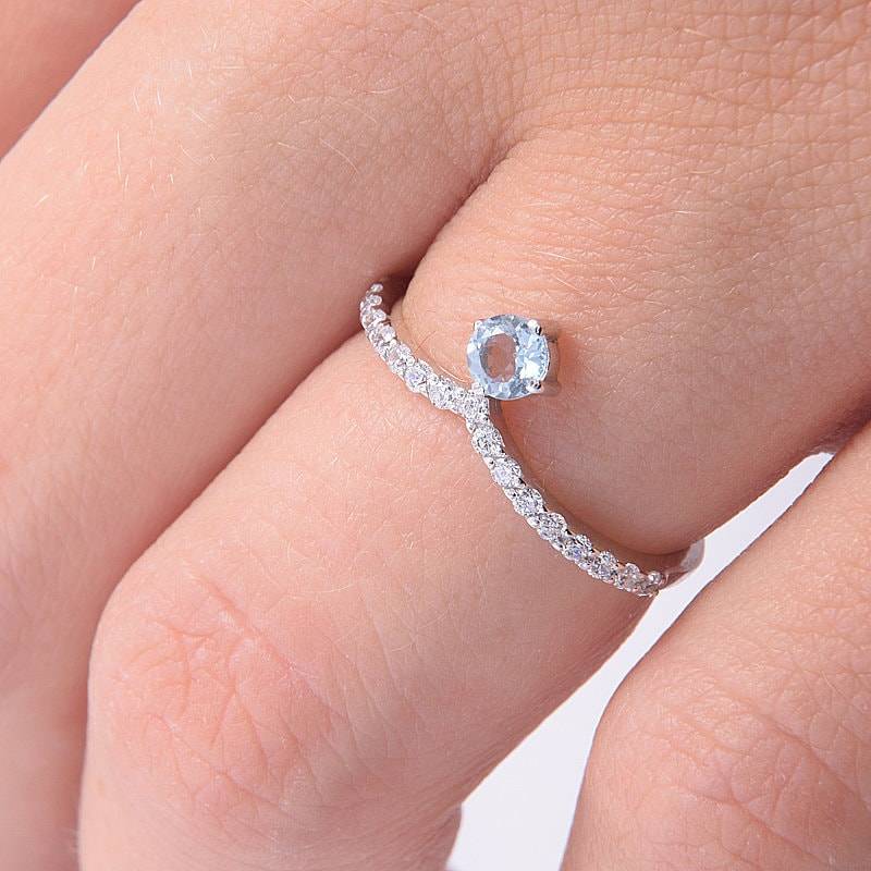 Geschwungener Aquamarinring Für Frauen, Silberring Silber, Ehering, Damen, V, Ehering Chevron von KzKJewel