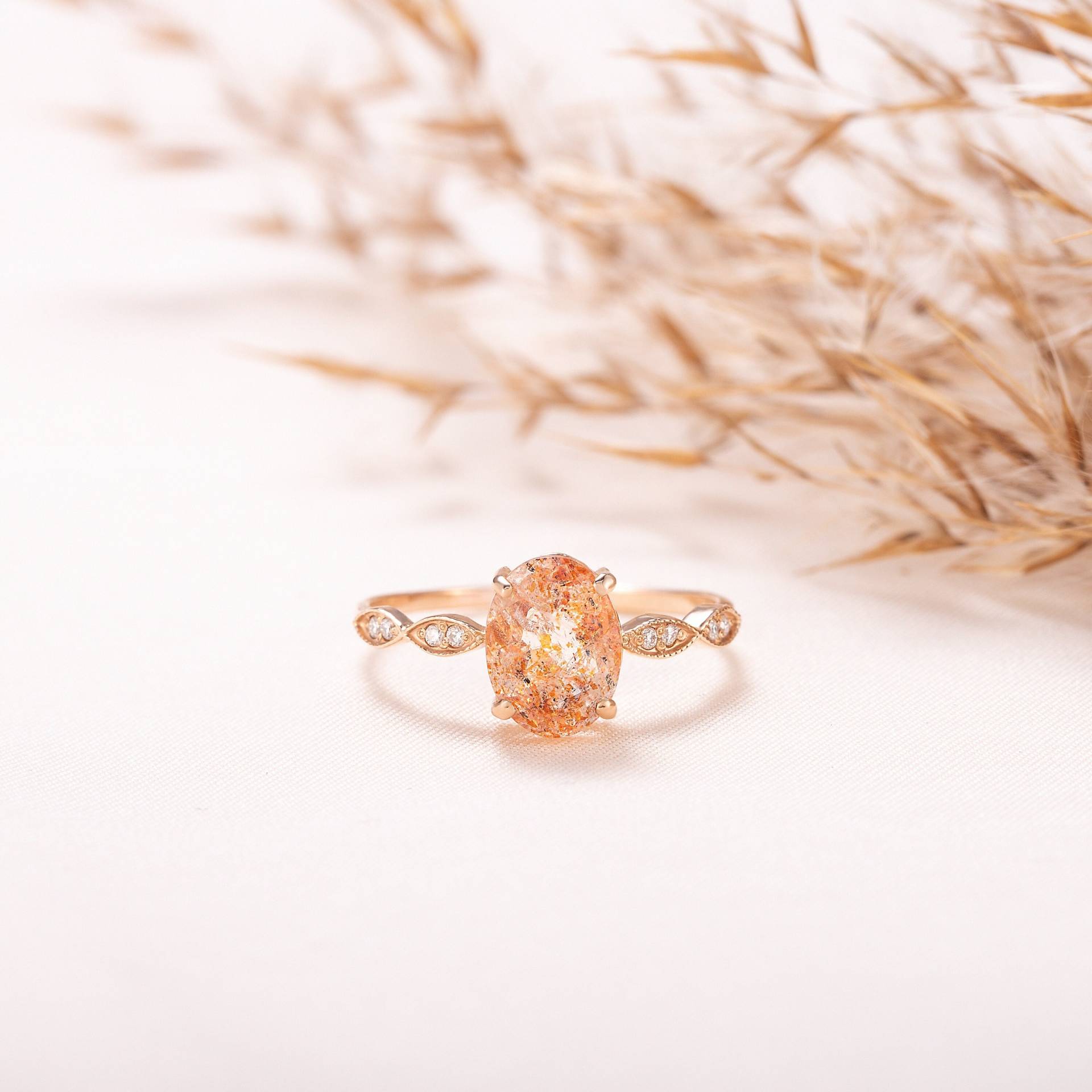 Sonnenstein Verlobungsring, Art Deco Art-Deco-Stil Vintage-Stil Einzigartiger Statement Ring von KzKJewel