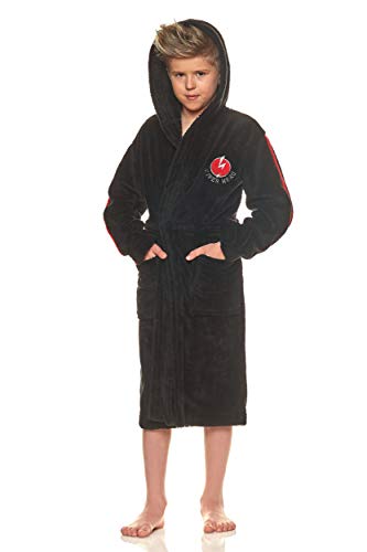 L&L Kinderbademantel Jungen Morgenmantel Fleece mit Kapuze Hausmantel Flauschig Mikrofaser Stickerei Bademantel mit Taschen und Bindegürtel I Schwarz/Hero, 134/140 I von L&L
