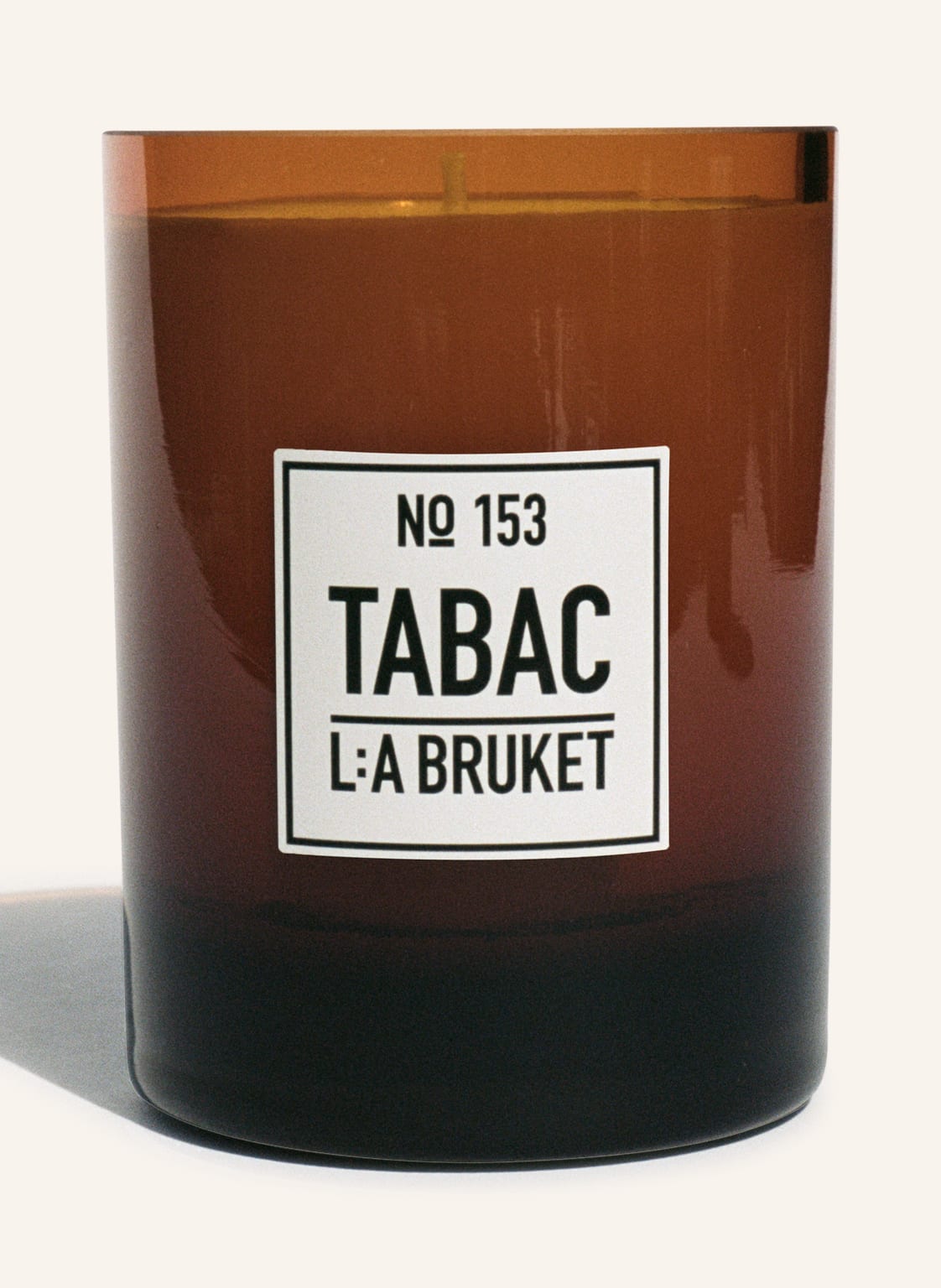 L:A Bruket Duftkerze No. 153 Tabac gelb von L:A BRUKET
