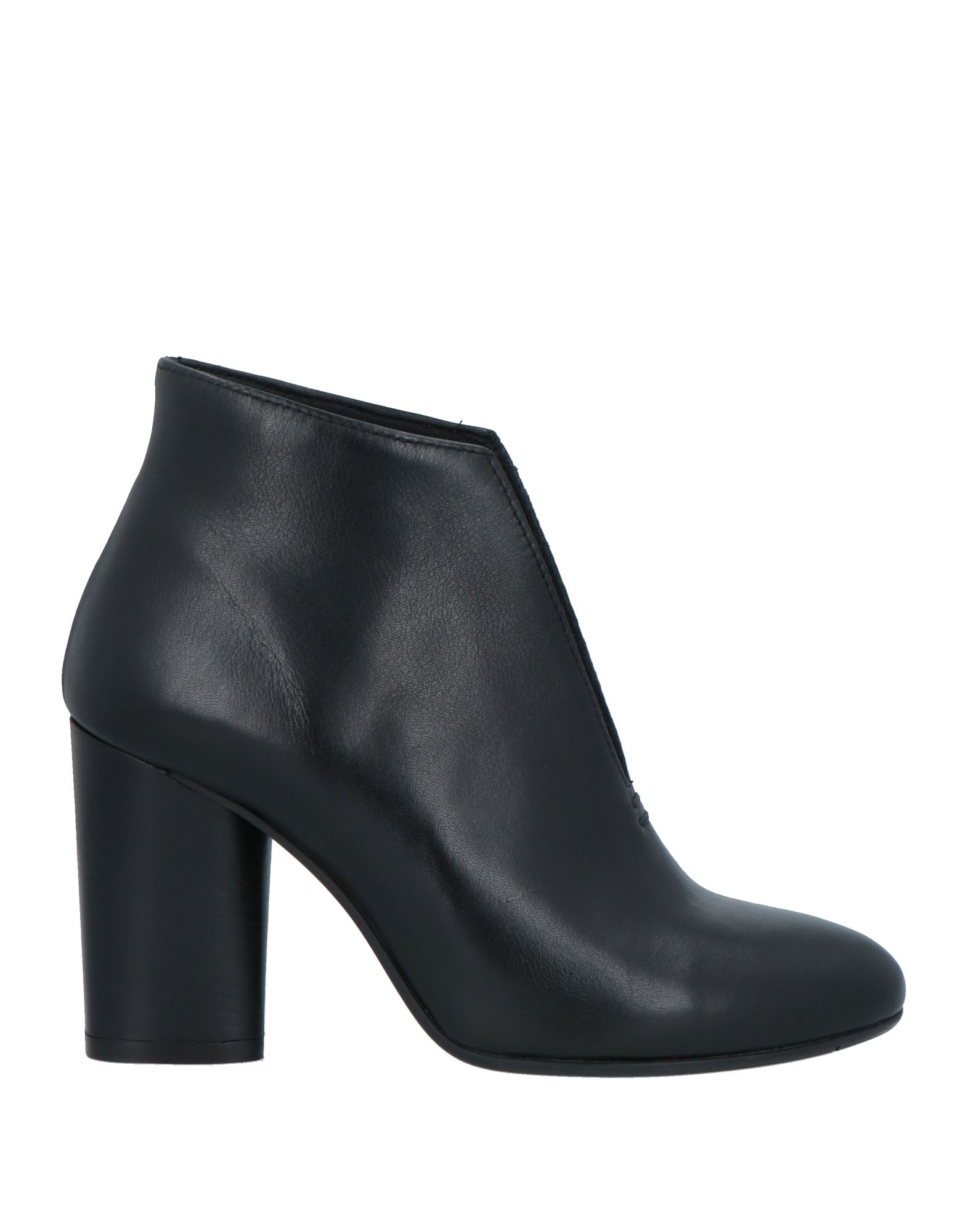 LA MAGDALEINE Stiefelette Damen Schwarz von LA MAGDALEINE