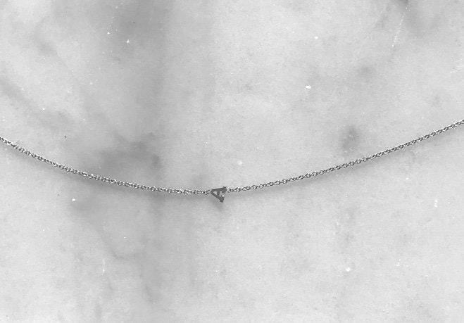 Mini Initial Halskette | 14K Weiss - + Gelbgold Mini Initial Halskette | 14K Weiss - + Gelbgold von LAAVELStudio