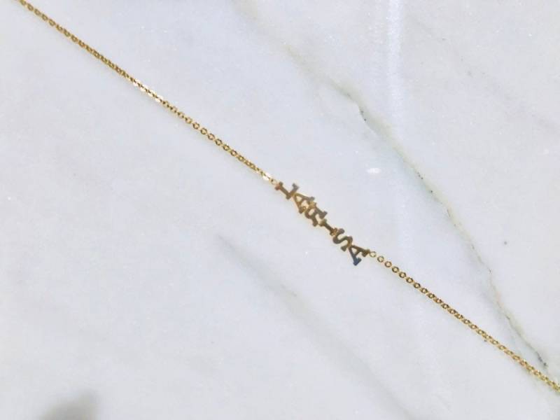 Mini Initial Name Halskette | 14K Massives Gelb + Weißgold von LAAVELStudio