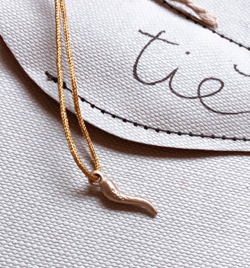 Handgemachtes Glückshorn von LABCORSOSANGOTTARDO3